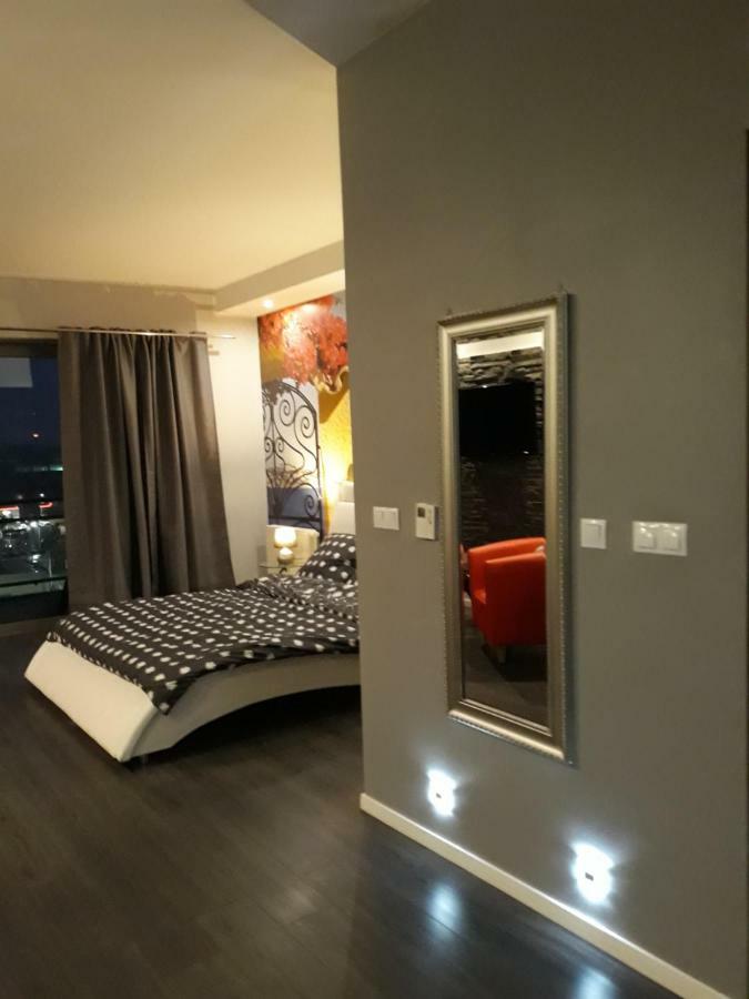 Apartament Onyx ポズナン エクステリア 写真